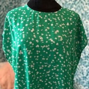 Halogen green floral top, size Large